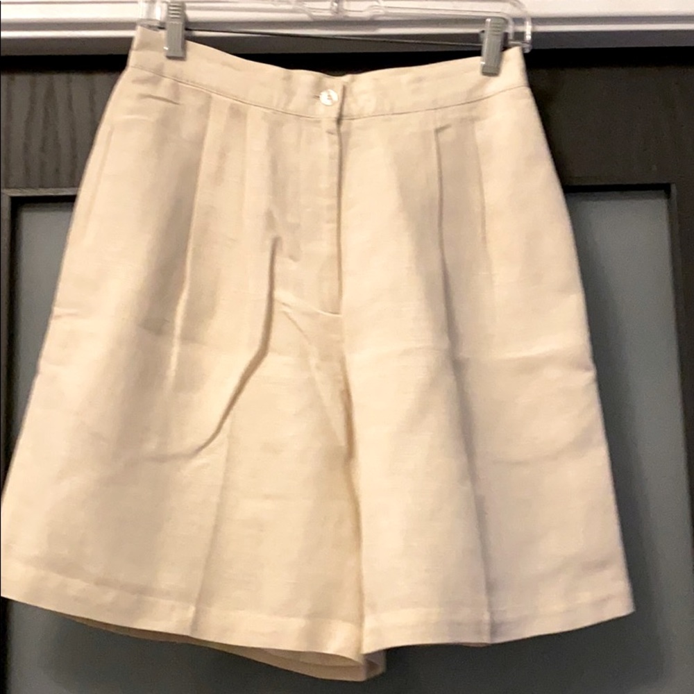 Linen high waisted shorts